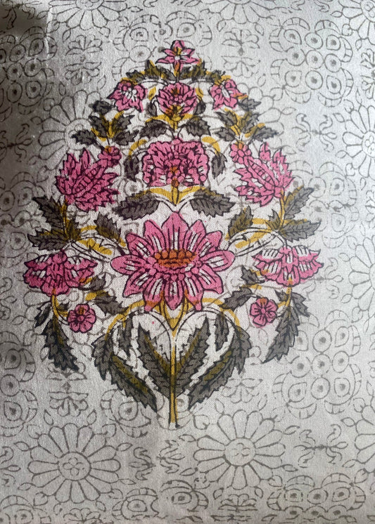 Katoenen kussen met bloemenprint - 40x40 cm