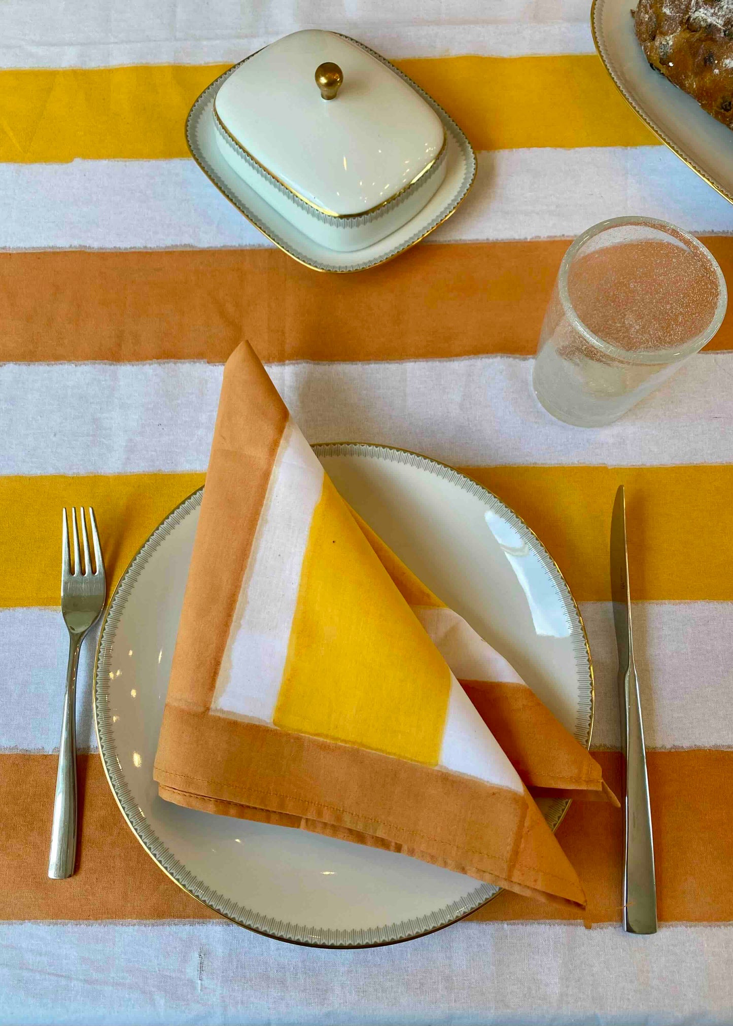 Tafelkleed 100% Katoen Geel/Oranje/Wit –  245x160 cm | Inclusief 6 Servetten (45x45 cm)