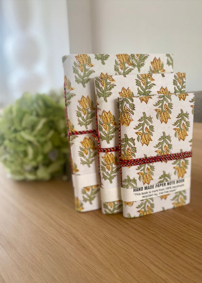 Notebook set yellow flowers
