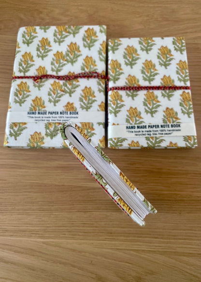 Notebook set yellow flowers