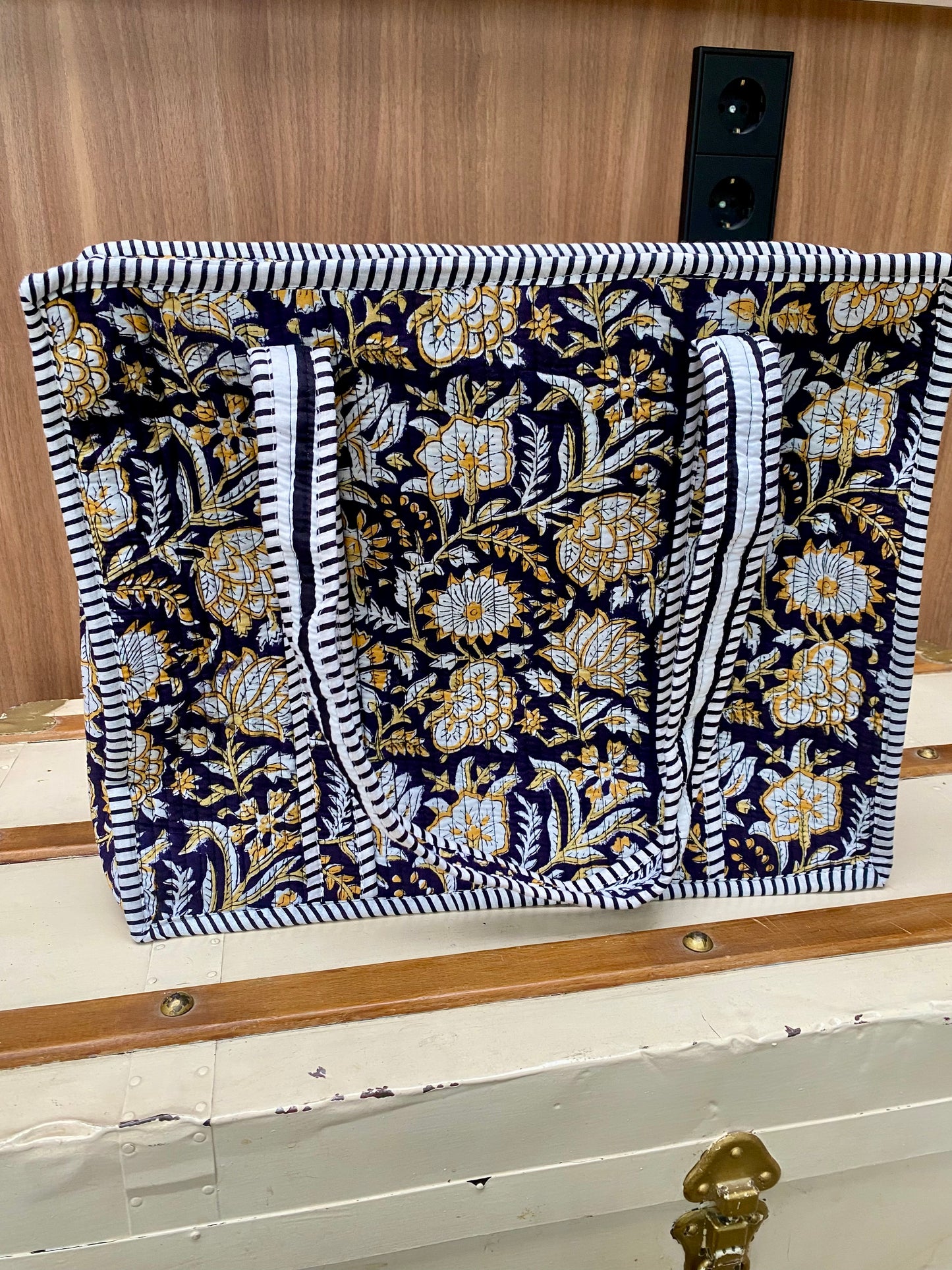 Tote bag glow in the dark