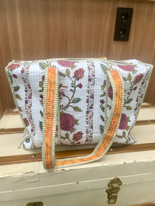 Tote bag flower string