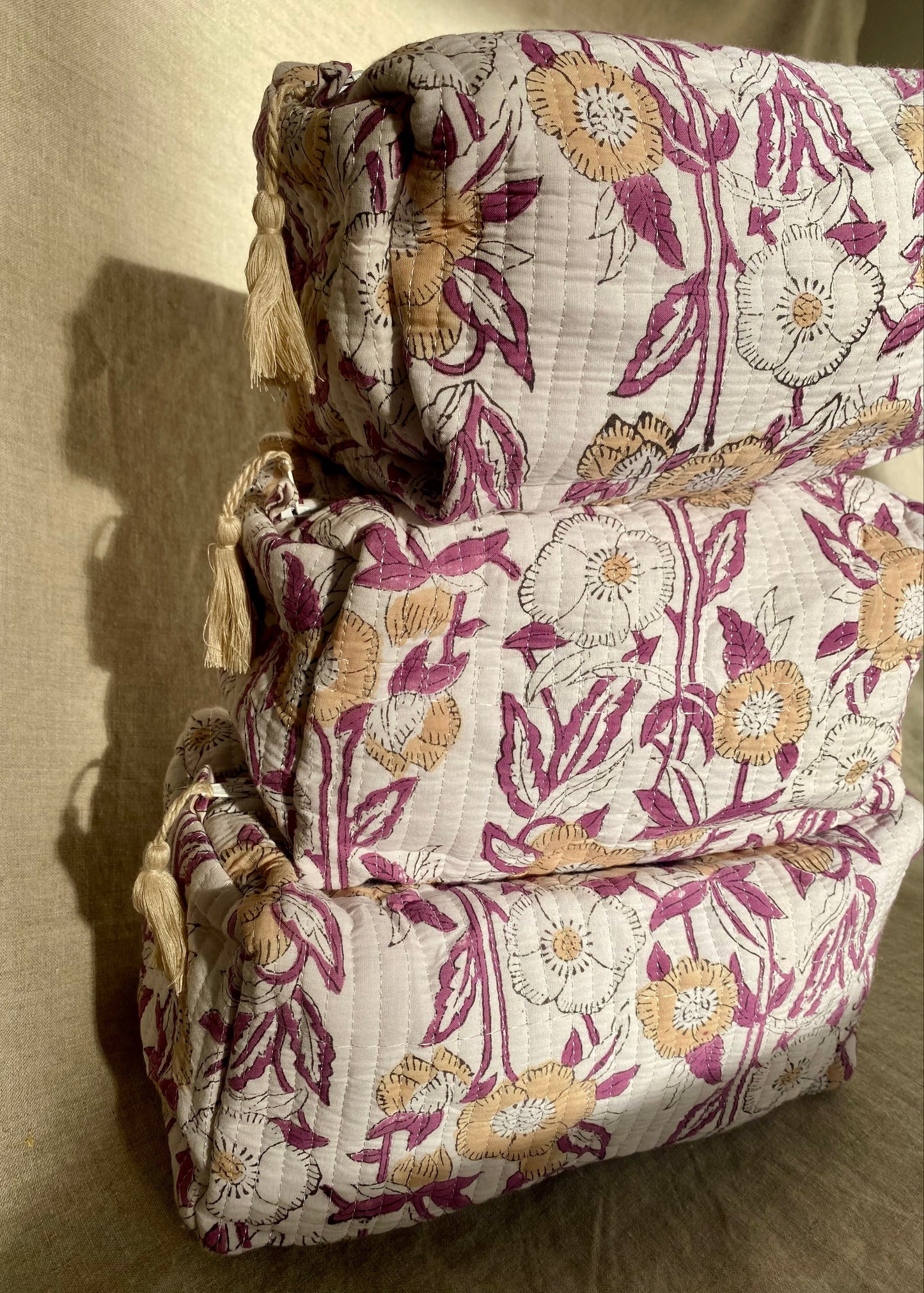 Toilettas set purple beige