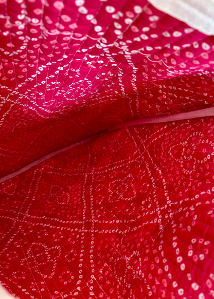 Gewatteerde laptoptas met volant groen/roze