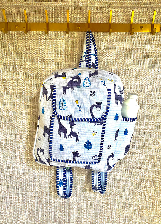 Lovely blue giraffe schoolbag kids