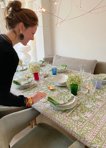 Tafelkleed handbestempeld green floral