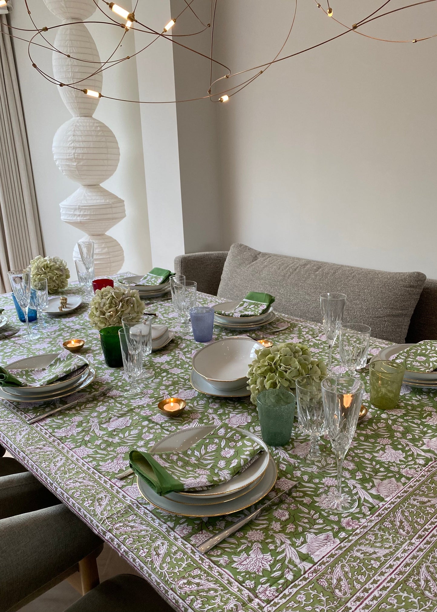 Tafelkleed handbestempeld green floral