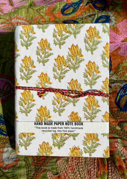 Notitieboek Maat L Yellow Flowers