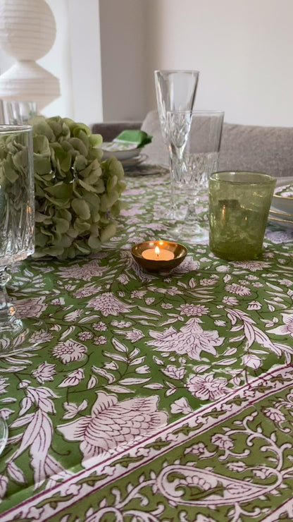 Tafelkleed handbestempeld green floral
